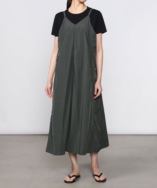 DANTON(ダントン)の「DANTON | ナイロンタフタ Aライン キャミソールワンピース WOMEN(ワンピース・レディース・オリーブ/チャコール・36)」の14枚目の写真