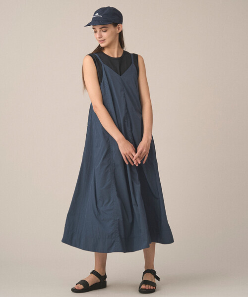 DANTON(ダントン)の「DANTON | ナイロンタフタ Aライン キャミソールワンピース WOMEN(ワンピース・レディース・オリーブ/チャコール・36)」の12枚目の写真