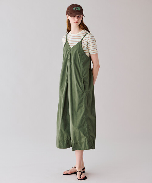 DANTON(ダントン)の「DANTON | ナイロンタフタ Aライン キャミソールワンピース WOMEN(ワンピース・レディース・オリーブ/チャコール・36)」の9枚目の写真