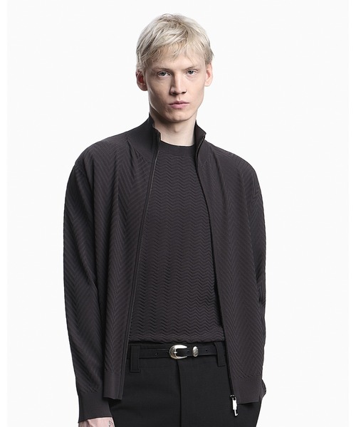 EMPORIO ARMANI（エンポリオアルマーニ）の「【エンポリオ アルマーニ】Icon ASV セーター ビスコース混紡 シェブロンニット（ニット/セーター・メンズ・ベージュ/ブラック系・X-SMALL/SMALL/MEDIUM/LARGE）」の5枚目の写真