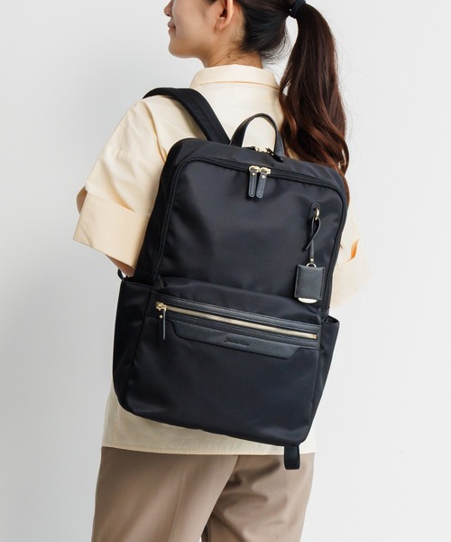 Jewelna Rose(ジュエルナローズ)の「リモハピ Vol.4 エアリィ B4/15.6インチPC収納 65631(バックパック/リュック・レディース・ブラック/ライトグレー/ダークグレー・FREE)」の1枚目の写真