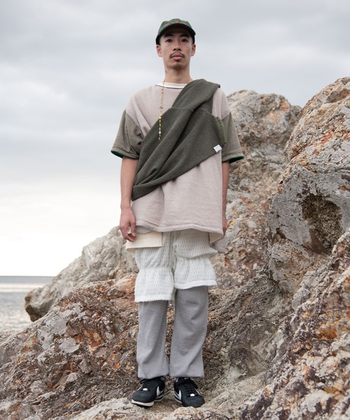 anlio（アンリオ）の「PULLOVER BAG（ショルダーバッグ・レディース・ホワイト/カーキ・FREE）」の5枚目の写真