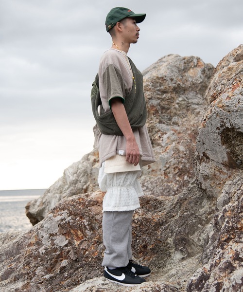 anlio（アンリオ）の「PULLOVER BAG（ショルダーバッグ・レディース・ホワイト/カーキ・FREE）」の6枚目の写真