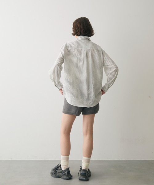 full/fill.(フルフィル)の「sheer stripe over shirt / シアーストライプオーバーシャツ(シャツ/ブラウス・レディース・ブルー/ホワイト・FREE)」の8枚目の写真