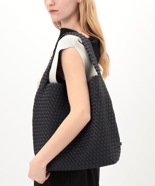 NAGHEDI（ナゲディ）の「NAGHEDI Nomad M Hobo ワンショルダーバッグ（ショルダーバッグ・レディース・チャコールグレー・FREE）」の10枚目の写真