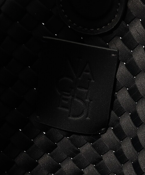 NAGHEDI（ナゲディ）の「NAGHEDI Nomad M Hobo ワンショルダーバッグ（ショルダーバッグ・レディース・チャコールグレー・FREE）」の6枚目の写真