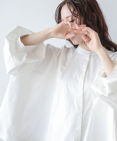 La-gemme(ラジェム)の「バルーンスリーブ フレアブラウス(シャツ/ブラウス・レディース・ブラック/ホワイト・フリー)」の4枚目の写真