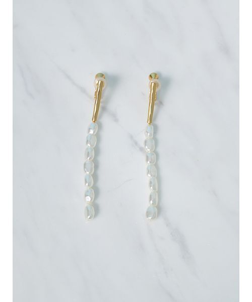 Mila Owen（ミラオーウェン）の「メタルボールチャームイヤリング（イヤリング・レディース・C/D/A/B・F）」の6枚目の写真