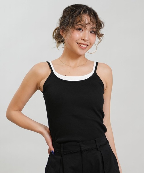 RIKKA FEMME(リッカファム)の「RIKKA FEMME/リッカファム キャミソール カップ付き リブ レイヤード風 RF6S-2304(キャミソール・レディース・グレー/ブラック/レッド/ホワイト・FREE)」の2枚目の写真