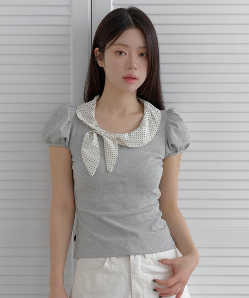 UNE MANSION(ユヌマンション)の「バイカラーラブリーリボンラウンドカラーショルダーパフ半袖Tシャツカットソー(Tシャツ/カットソー・レディース・グレー/ネイビー/ベージュ・FREE)」の1枚目の写真