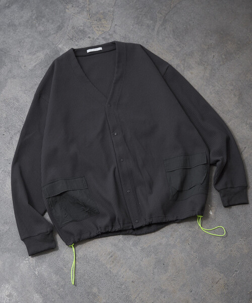 Firsthand（ファーストハンド）の「Firsthand/ファーストハンド サイドポケット スピンドル テック サーマル カーディガン / ビッグシルエット / 長袖（カーディガン/ボレロ・メンズ・ホワイト/チャコールグレー/ブルーグレー/ブラック・LARGE/MEDIUM）」の4枚目の写真