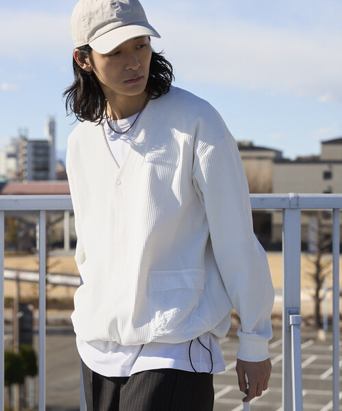 Firsthand（ファーストハンド）の「Firsthand/ファーストハンド サイドポケット スピンドル テック サーマル カーディガン / ビッグシルエット / 長袖（カーディガン/ボレロ・メンズ・ホワイト/チャコールグレー/ブルーグレー/ブラック・LARGE/MEDIUM）」の5枚目の写真