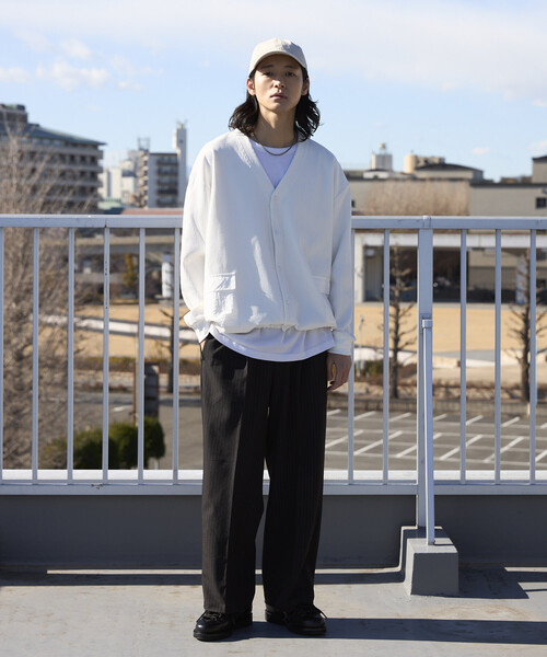 Firsthand（ファーストハンド）の「Firsthand/ファーストハンド サイドポケット スピンドル テック サーマル カーディガン / ビッグシルエット / 長袖（カーディガン/ボレロ・メンズ・ホワイト/チャコールグレー/ブルーグレー/ブラック・LARGE/MEDIUM）」の17枚目の写真