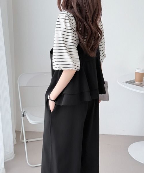 ABITOKYO（アビトーキョー）の「バックフリルVネックオーバーオールサロペットパンツ（サロペット/オーバーオール・レディース・カーキ/ブラック・FREE）」の2枚目の写真