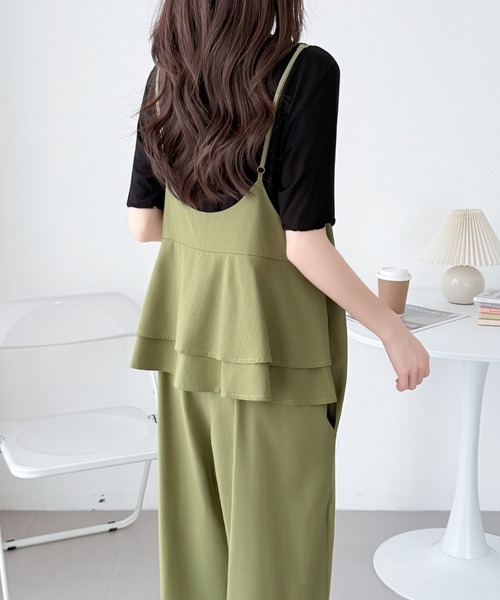 ABITOKYO（アビトーキョー）の「バックフリルVネックオーバーオールサロペットパンツ（サロペット/オーバーオール・レディース・カーキ/ブラック・FREE）」の5枚目の写真