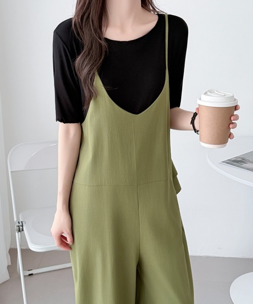 ABITOKYO（アビトーキョー）の「バックフリルVネックオーバーオールサロペットパンツ（サロペット/オーバーオール・レディース・カーキ/ブラック・FREE）」の11枚目の写真