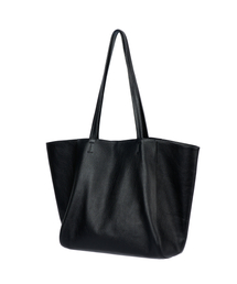 HAH ARCHIVE（ハーアーカイブ）の「[Haesu Collaboration] ベルリーナレザーバッグ（牛革ブラック）（ショルダーバッグ）」