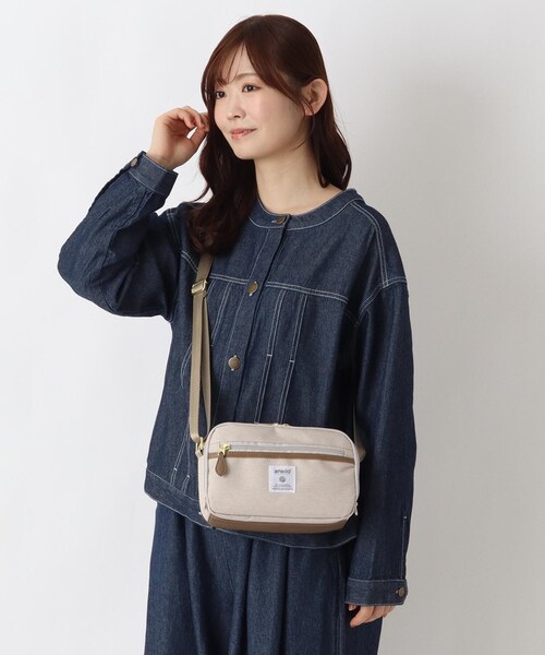 one'sterrace（ワンズテラス）の「anello トラベルショルダー（ショルダーバッグ・レディース・アイボリー系8/ブラック系8/グレー系4・99）」の12枚目の写真