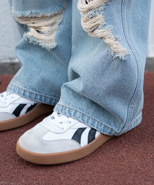 WEGO(ウィゴー)の「WEGO/【26年春夏新作】ダメージストレートデニムパンツ(デニムパンツ・レディース・ブラック系3/スカイブルー・MEDIUM/SMALL)」の9枚目の写真