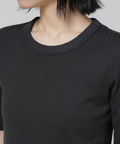 NANO universe(ナノユニバース)の「Anti Soaked(R) 汗染み防止クルーネックリブTシャツ(Tシャツ/カットソー・レディース・トップグレー/アイボリー/ブラック/チャコール・S/M/L)」の15枚目の写真