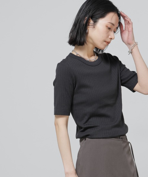 NANO universe（ナノユニバース）の「Anti Soaked(R) 汗染み防止クルーネックリブTシャツ（Tシャツ/カットソー・レディース・トップグレー/アイボリー/ブラック/チャコール・S/M/L）」の21枚目の写真