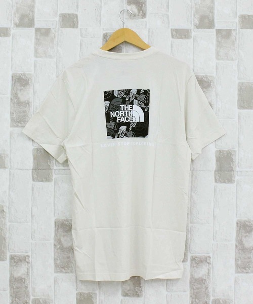 THE NORTH FACE（ザノースフェイス）の「エボリューションボックス バックプリント 半袖 Tシャツ M EVOLUTION BOX TOSS FILL SHORT SLEEVE TEE- GRAPHIC（Tシャツ/カットソー・メンズ・ブラック/ホワイト系・M/XL/L）」の4枚目の写真