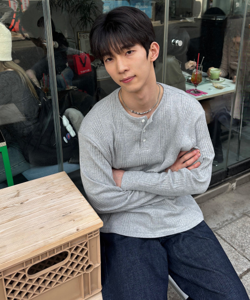 JUAN HOMME(ジュアンオム)の「ヘンリーネックロングスリーブTシャツ(メランジグレー)(Tシャツ/カットソー・メンズ・グレー・SMALL/MEDIUM/LARGE)」の21枚目の写真