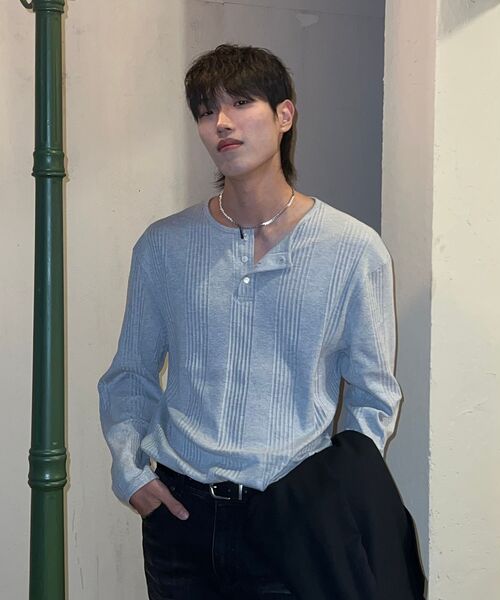 JUAN HOMME(ジュアンオム)の「ヘンリーネックロングスリーブTシャツ(メランジグレー)(Tシャツ/カットソー・メンズ・グレー・SMALL/MEDIUM/LARGE)」の7枚目の写真