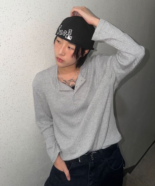 JUAN HOMME(ジュアンオム)の「ヘンリーネックロングスリーブTシャツ(メランジグレー)(Tシャツ/カットソー・メンズ・グレー・SMALL/MEDIUM/LARGE)」の10枚目の写真