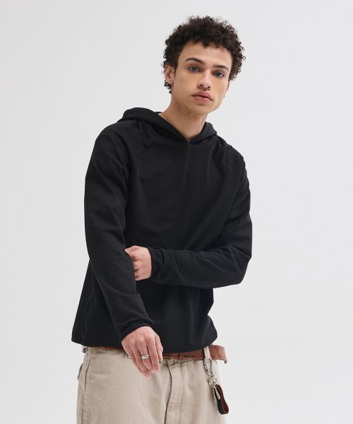 LEIRE（ルアール）の「リブフード付きロングスリーブTシャツ[ブラック]（パーカー・メンズ・その他・MEDIUM/LARGE/X-LARGE）」の2枚目の写真