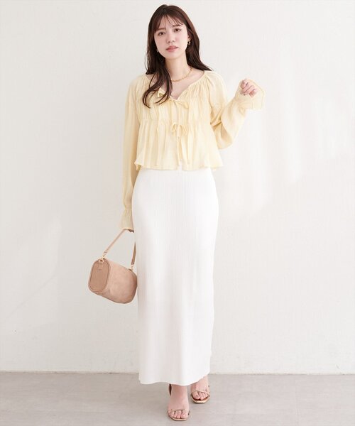 natural couture（ナチュラルクチュール）の「楊柳シャーリングリボンブラウス（シャツ/ブラウス・レディース・ブラック/サックスブルー/イエロー/オフホワイト・FREE）」の20枚目の写真