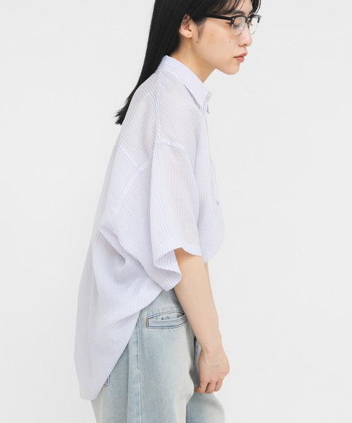 KBF（ケイビーエフ）の「シアーストライプBIGシャツ（シャツ/ブラウス・レディース・イエロー系その他/パープル系その他/グリーン系その他・ONE）」の13枚目の写真