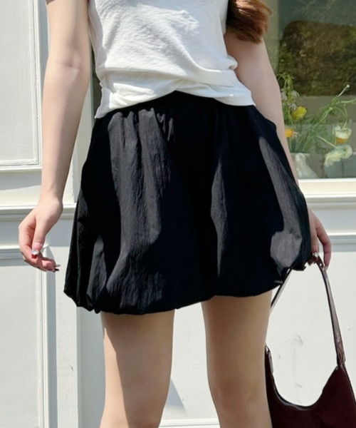 Ada.(エイダ)の「ギャザー ボリューム シンプル バルーン ショート パンツ(その他パンツ・レディース・ブラック/ベージュ/ホワイト・FREE)」の9枚目の写真