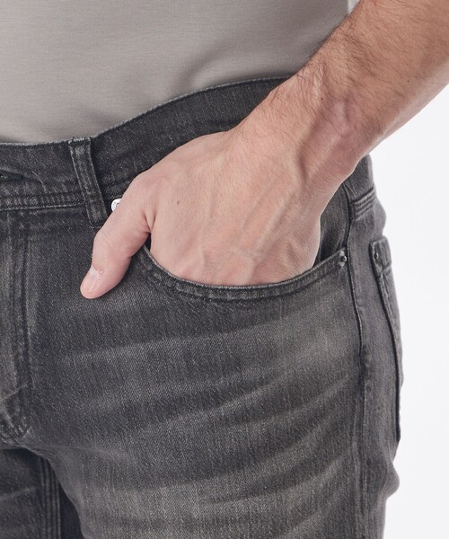 EPOCA UOMO(エポカウォモ)の「和紙ストレッチデニムパンツ(デニムパンツ・メンズ・グレー系その他2/ブルー系その他7・46/48)」の5枚目の写真