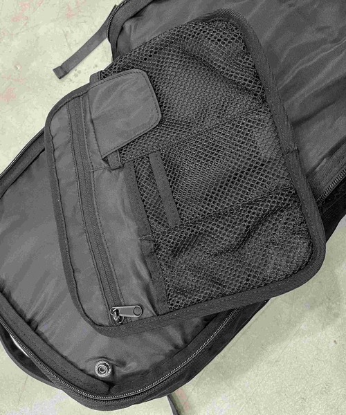BACKYARD FAMILY(バックヤードファミリー)の「NoiR ノアール Transistor backpack(バックパック/リュック・メンズ・ブラック系その他/ブラック・FREE)」の3枚目の写真