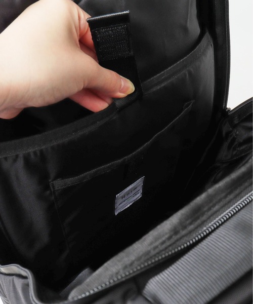 BACKYARD FAMILY(バックヤードファミリー)の「NoiR ノアール Transistor backpack(バックパック/リュック・メンズ・ブラック系その他/ブラック・FREE)」の4枚目の写真