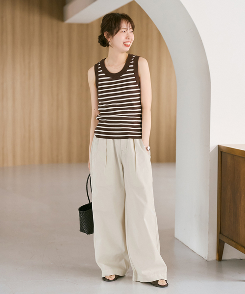 Spick & Span(スピックアンドスパン)の「ライトコットンストレートパンツ(その他パンツ・レディース・ベージュ/イエロー/ネイビー・40/38/36)」の15枚目の写真