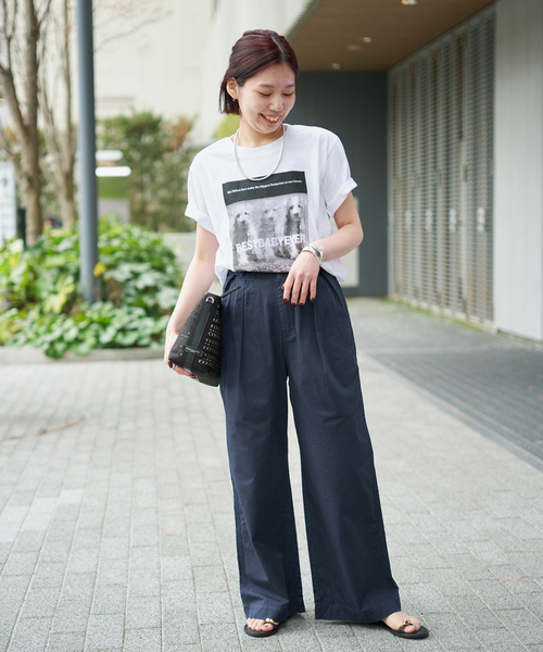 Spick & Span(スピックアンドスパン)の「ライトコットンストレートパンツ(その他パンツ・レディース・ベージュ/イエロー/ネイビー・40/38/36)」の13枚目の写真