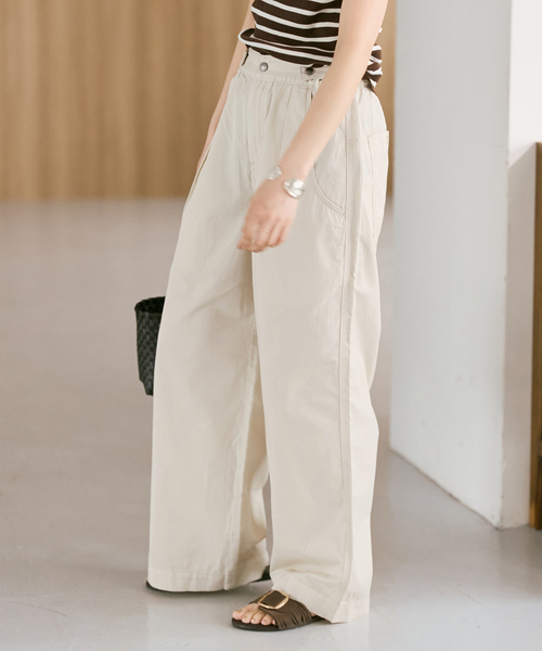 Spick & Span(スピックアンドスパン)の「ライトコットンストレートパンツ(その他パンツ・レディース・ベージュ/イエロー/ネイビー・40/38/36)」の9枚目の写真
