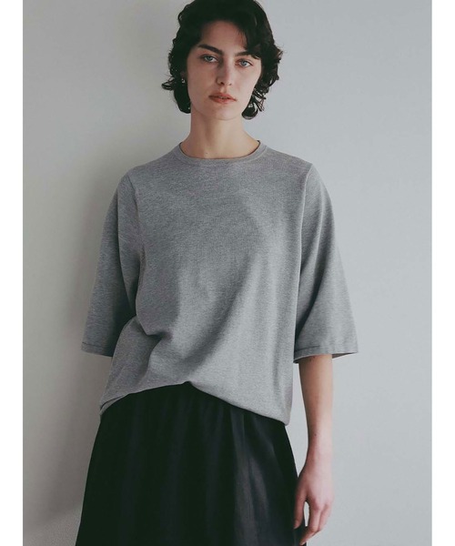 HER.(ハー)の「コットンナイロンニットTシャツ(ニット/セーター・レディース・グレー/ホワイト・フリー)」の2枚目の写真