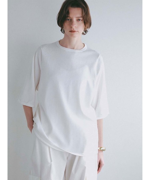 HER.(ハー)の「コットンナイロンニットTシャツ(ニット/セーター・レディース・グレー/ホワイト・フリー)」の1枚目の写真
