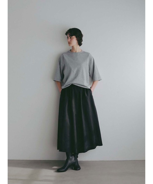 HER.(ハー)の「コットンナイロンニットTシャツ(ニット/セーター・レディース・グレー/ホワイト・フリー)」の13枚目の写真