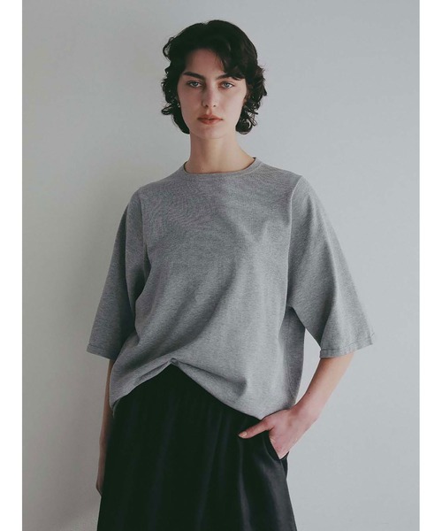 HER.(ハー)の「コットンナイロンニットTシャツ(ニット/セーター・レディース・グレー/ホワイト・フリー)」の15枚目の写真