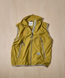 and wander（アンドワンダー）の「【and wander】PERTEX wind vest（ベスト）」