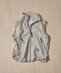 and wander（アンドワンダー）の「【and wander】PERTEX wind vest（ベスト）」