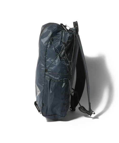 and wander(アンドワンダー)の「and wander / sil daypack(バックパック/リュック・レディース・ネイビー・FREE)」の3枚目の写真