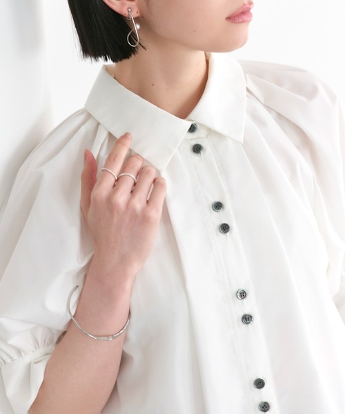 RUIRUE BOUTIQUE(ルイルエブティック)の「洗える ストレッチ 2Set | タック ギャザー シャツ / 綺麗シルエット ・ ワイドパンツ | パンツスーツ・セットアップ・お仕事服・通勤服・シャツ・ママスーツ(セットアップ・レディース・ブラック/ホワイト×ブラック/ホワイト×グレー・S/M/L)」の12枚目の写真