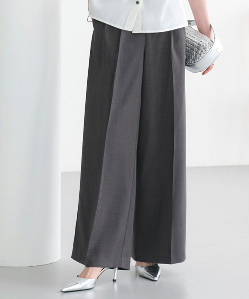 RUIRUE BOUTIQUE(ルイルエブティック)の「洗える ストレッチ 2Set | タック ギャザー シャツ / 綺麗シルエット ・ ワイドパンツ | パンツスーツ・セットアップ・お仕事服・通勤服・シャツ・ママスーツ(セットアップ・レディース・ブラック/ホワイト×ブラック/ホワイト×グレー・S/M/L)」の16枚目の写真
