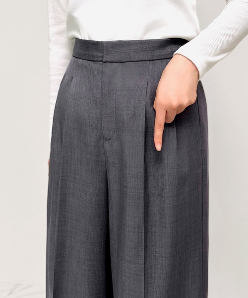 RUIRUE BOUTIQUE(ルイルエブティック)の「洗える ストレッチ 2Set | タック ギャザー シャツ / 綺麗シルエット ・ ワイドパンツ | パンツスーツ・セットアップ・お仕事服・通勤服・シャツ・ママスーツ(セットアップ・レディース・ブラック/ホワイト×ブラック/ホワイト×グレー・S/M/L)」の21枚目の写真