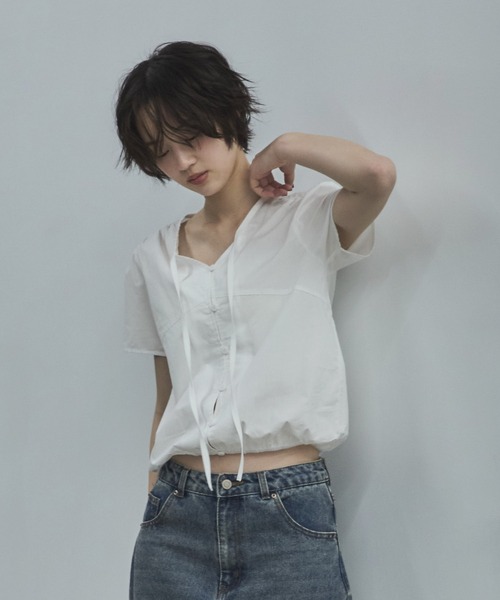 feepur(フェピュール)の「ハーフコットンブラウス(シャツ/ブラウス・レディース・オフホワイト/ブラック・MEDIUM)」の14枚目の写真